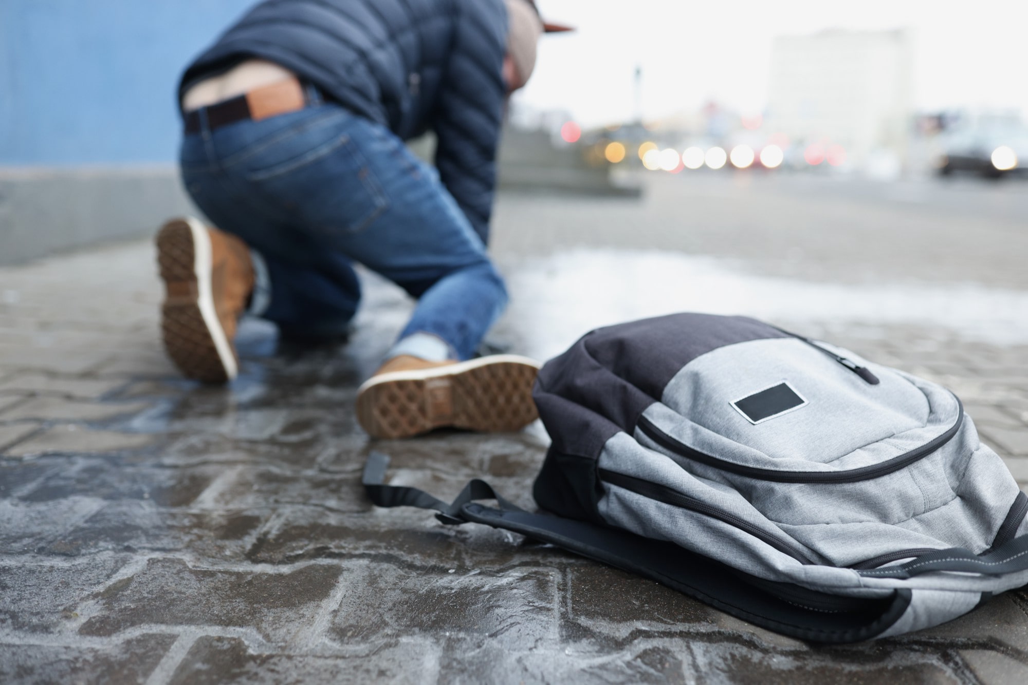 Slip & Fall Accidents on Icy Sidewalks: Who Is At-Fault?