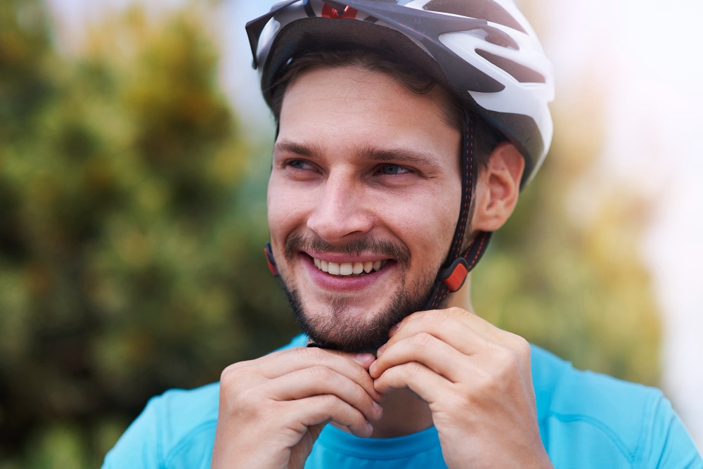 Thomas bike clearance helmet